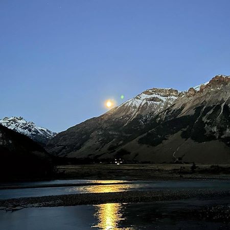 Camping Rio De Las Vueltas El Chalten Luaran gambar
