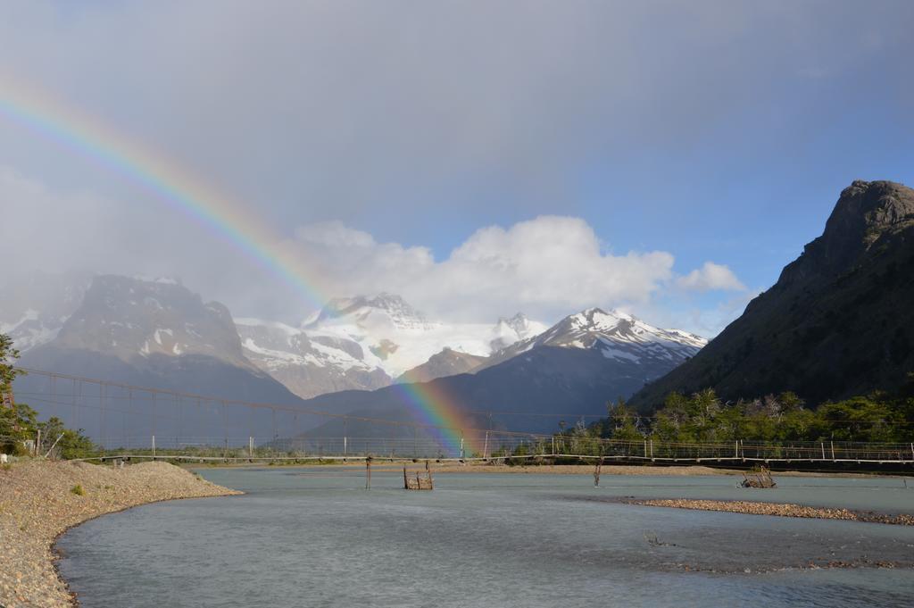 Camping Rio De Las Vueltas El Chalten Luaran gambar