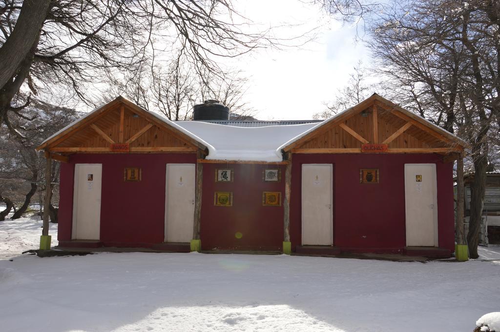Camping Rio De Las Vueltas El Chalten Luaran gambar